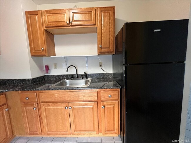 Building Photo - 40 Katrina Falls Rd