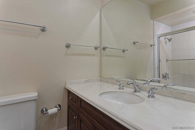 Building Photo - 2585 Caminito Muirfield