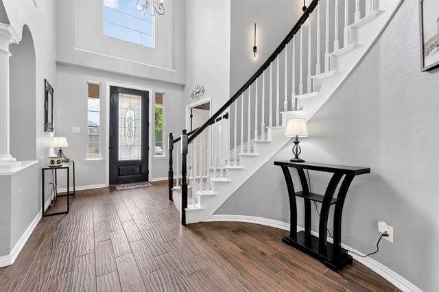 Building Photo - 8310 Sawgrass Ln