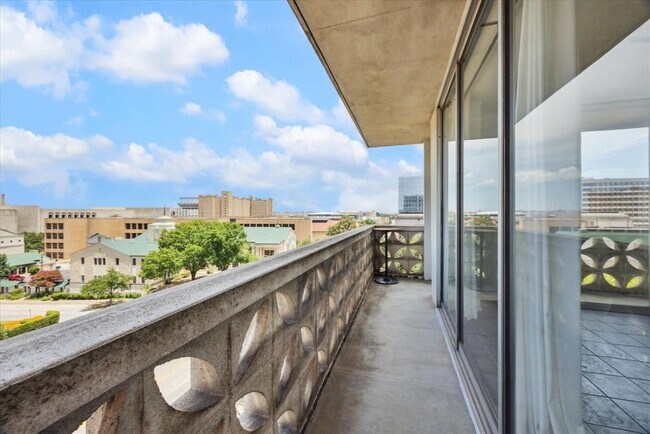 Building Photo - 1801 Lavaca St