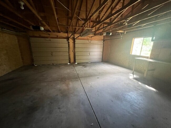 Building Photo - Wonderful single-family home for rent in downtown Fairplay!