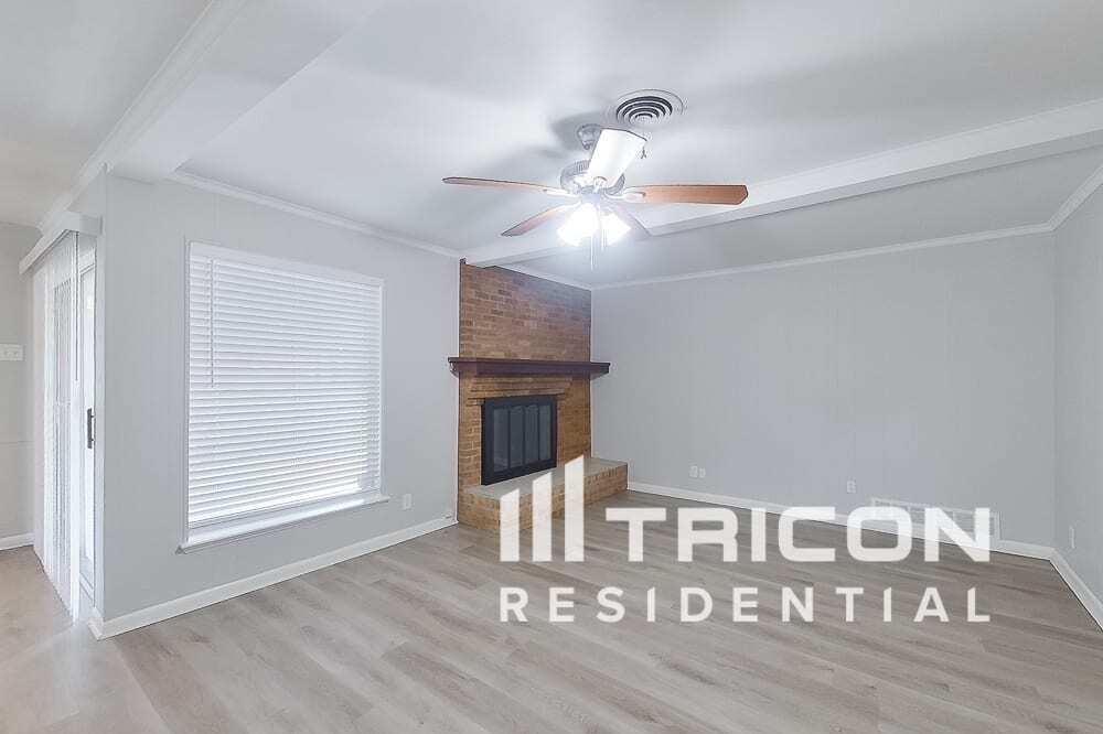 Building Photo - 3240 Springwood Ln