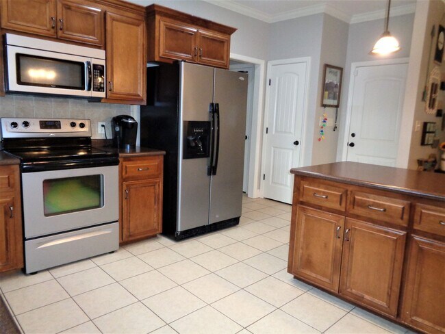 Building Photo - 3491 Berry Run