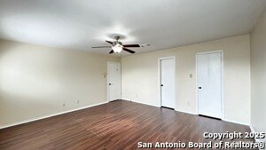 Building Photo - 8018 Chestnut Gate Dr