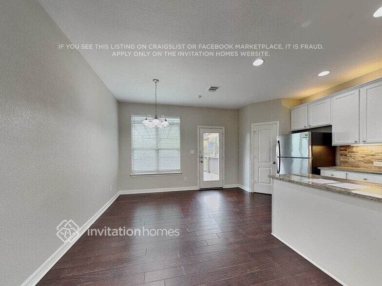 Building Photo - 10204 Thomas Ln