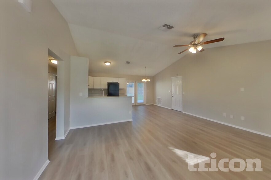 Building Photo - 3154 Macdonald Drive Clearwater FL