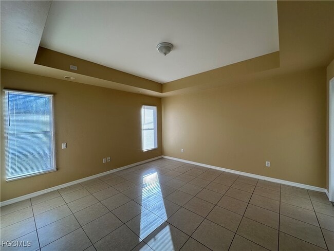 Building Photo - 3219 7th St SW