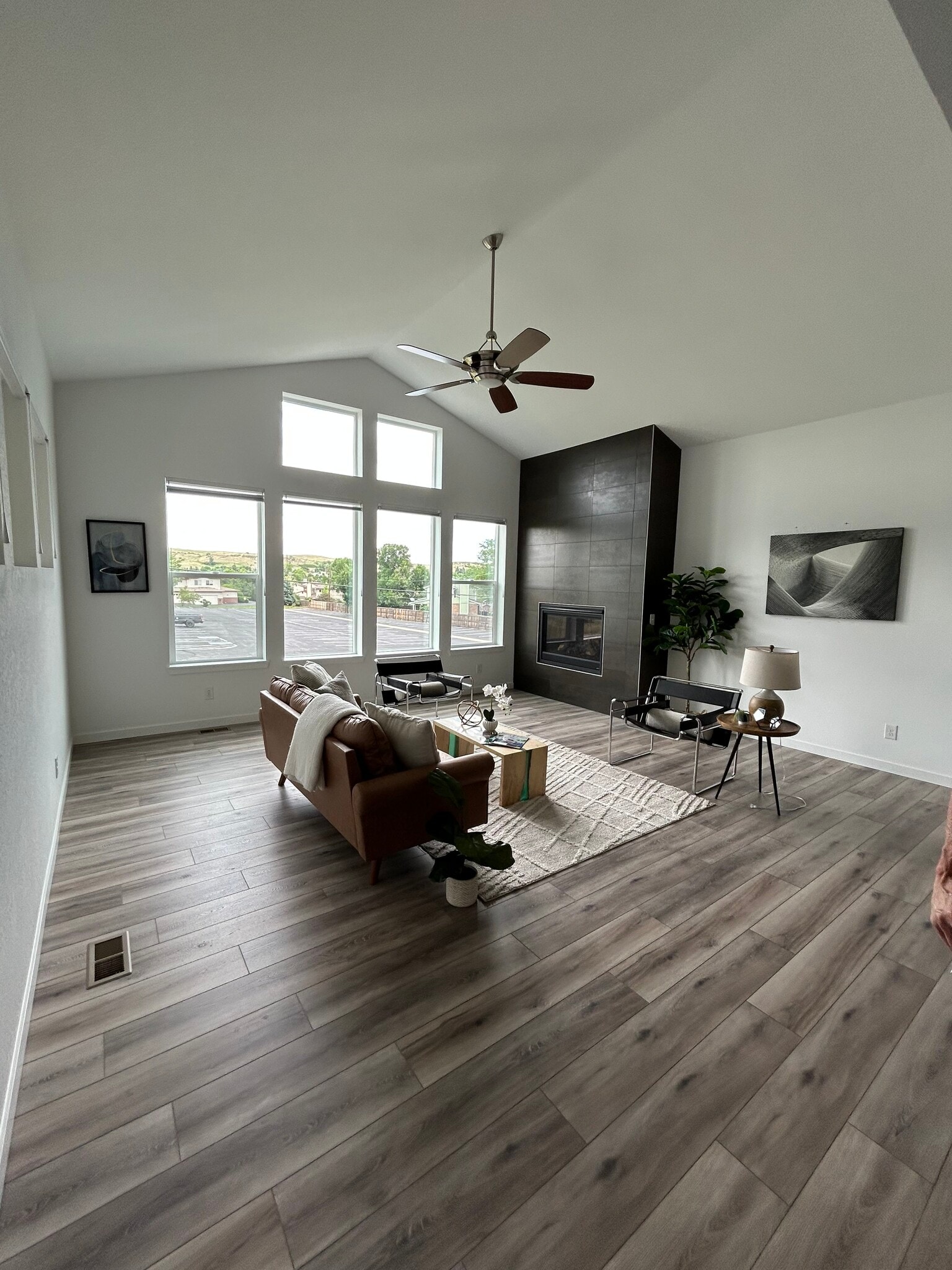 Building Photo - 17147 W 11th Ave