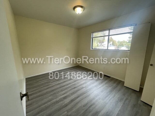 Building Photo - NO DEPOSIT option available for qualified ...