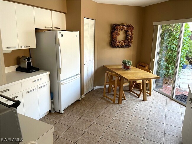 Building Photo - 7710 Ahoy Ave