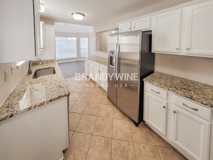 Building Photo - 7123 Amberly Way Dr