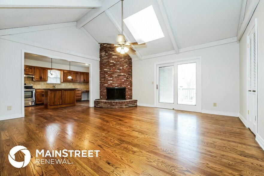 Building Photo - 7916 Bradshaw St