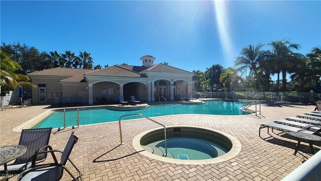 Building Photo - 1392 Weeping Willow Ct