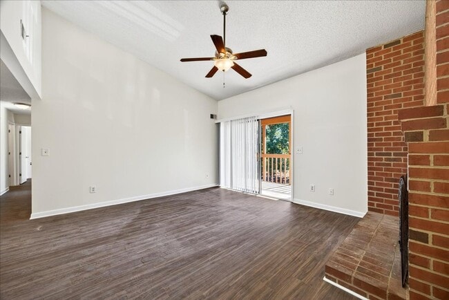 Building Photo - 113 Turtle Creek Rd