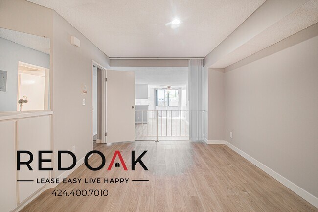 Building Photo - 8309 Cedros Ave