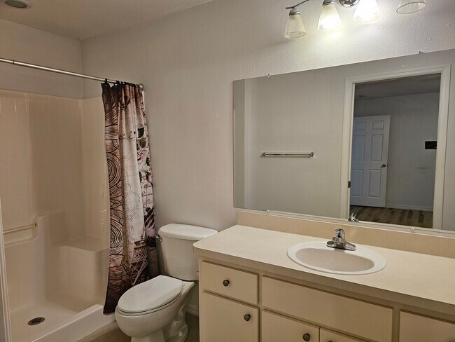 Building Photo - 15040 SE 94th Ct