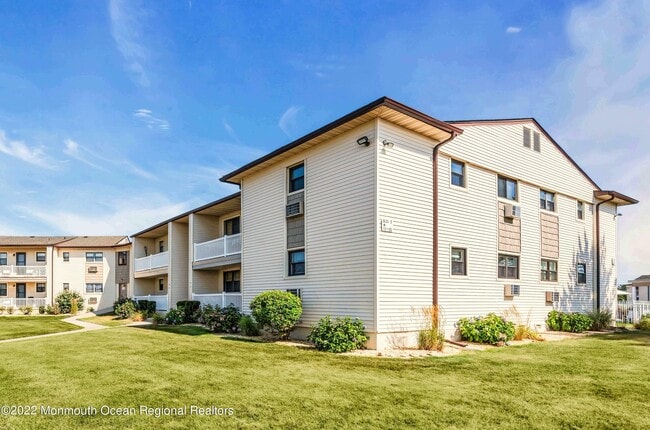 Building Photo - 113 Wharfside Dr