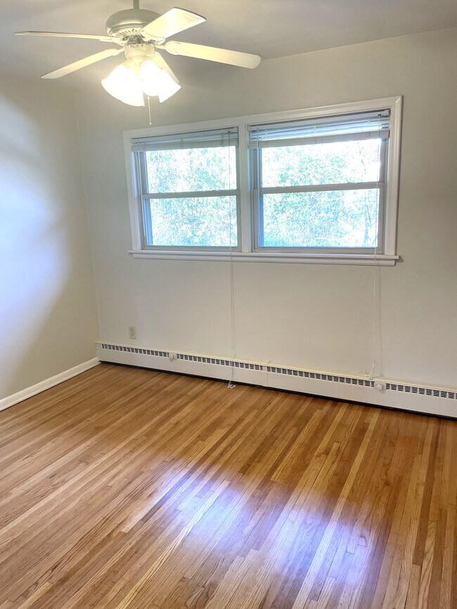 Floorplan - Dunlap Apartments