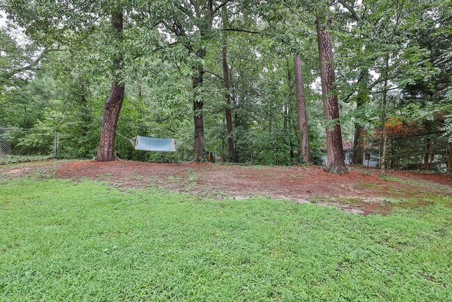 Building Photo - 4101 Clairmont Rd