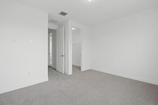 Building Photo - 5312 Hood Rd