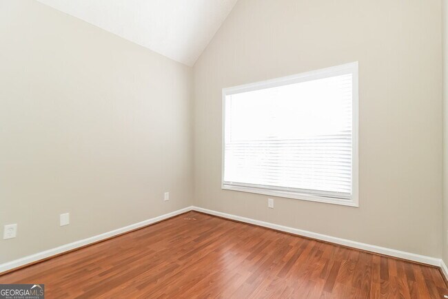 Building Photo - 140 Princeton Ct