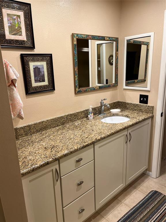 Building Photo - 7061 Bright Creek Dr