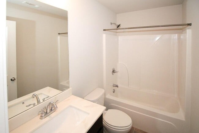 Building Photo - 1415 Brookmere Way