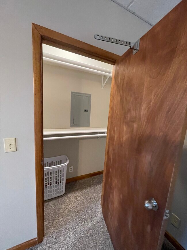 Plenty of hanging space in bedroom 2 closet - 259 S Miami St