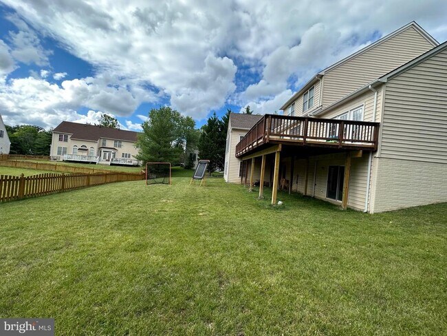 Building Photo - 25869 Flintonbridge Dr