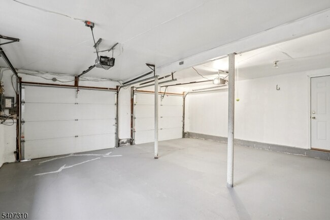 Building Photo - 254 Darlington Ave