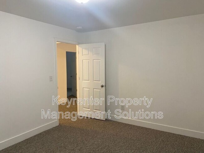 Building Photo - 3891 Churchville Ave