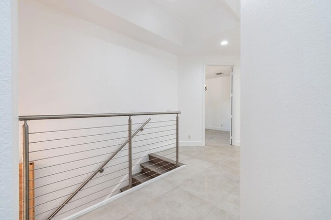 Building Photo - 2604 Center Ct Dr