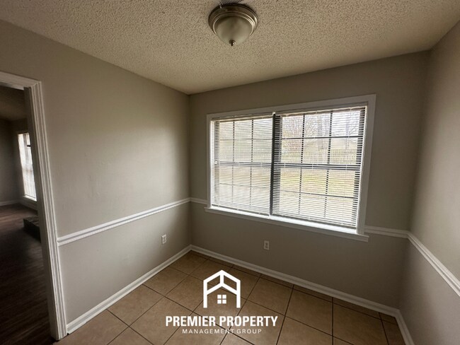 Building Photo - 4505 Stony Point Dr