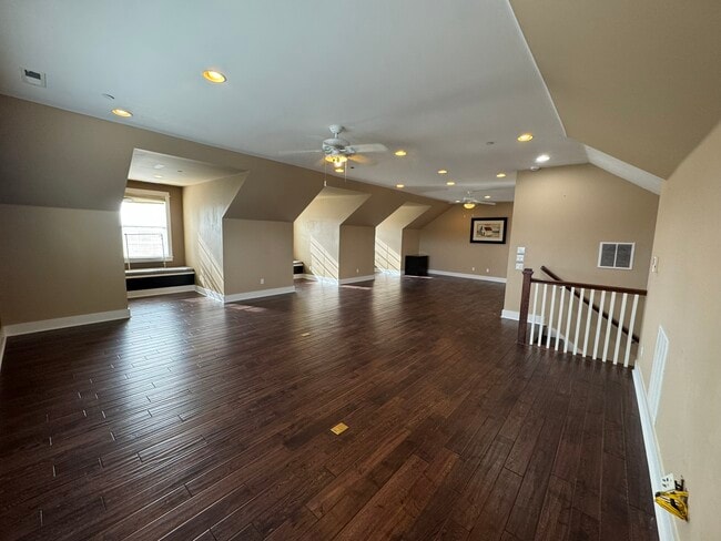 Building Photo - 9504 Purple Sage Rd