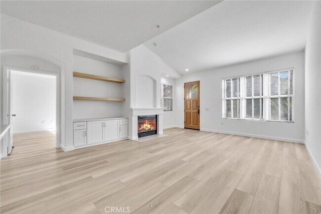 Building Photo - 6 Celano Ct