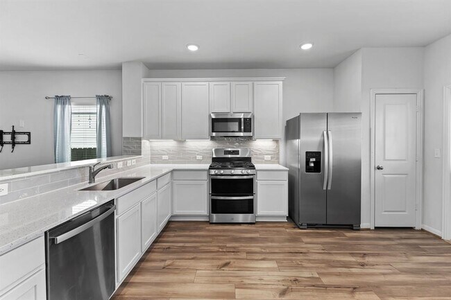 Building Photo - 216 Blue Hibiscus Dr