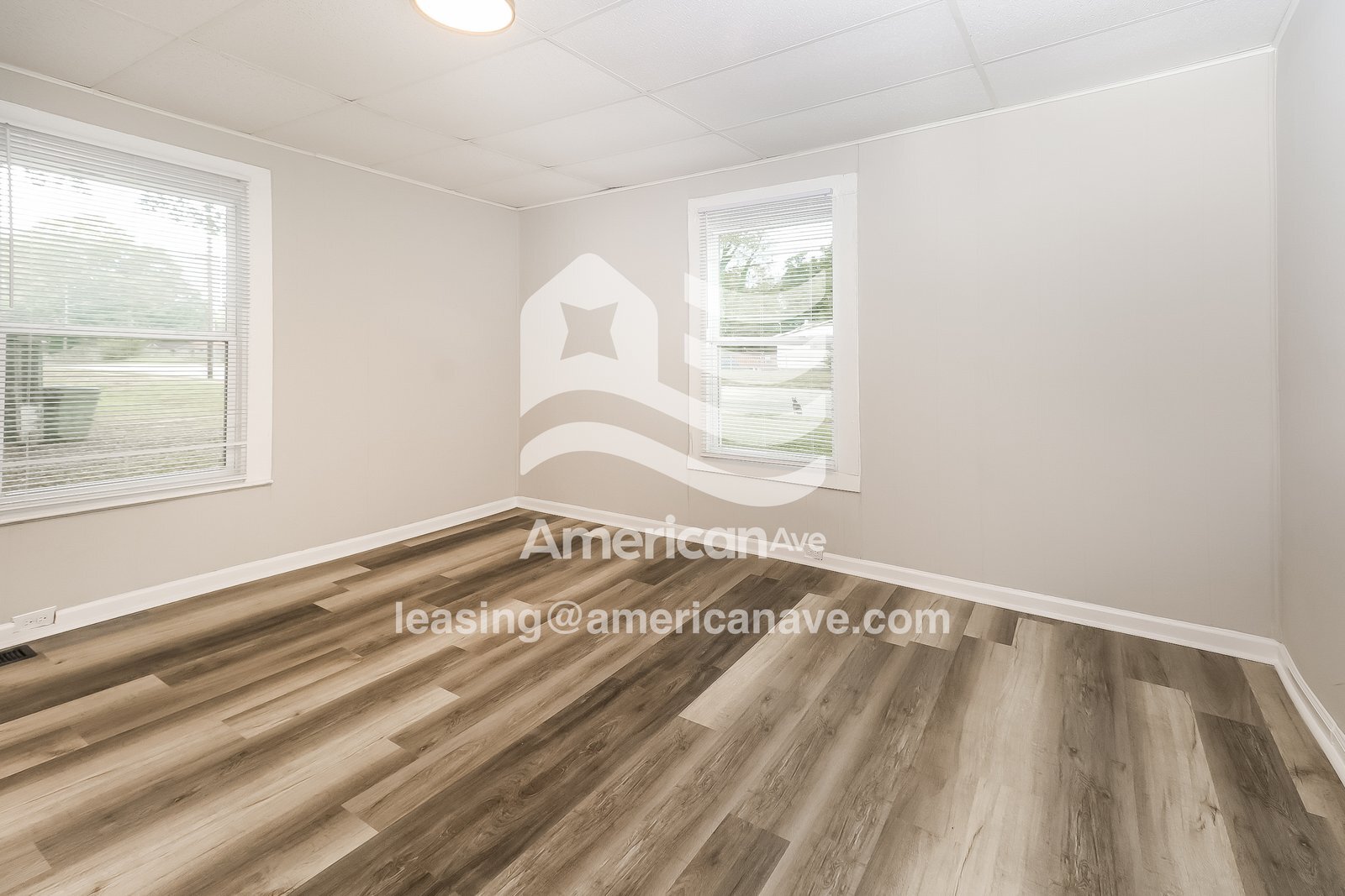 Building Photo - 306 Sycamore St