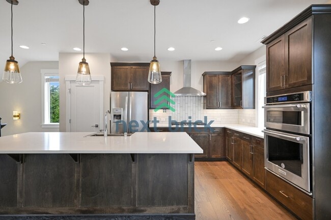 Building Photo - Spacious 4-Bed Retreat with 3.5 Baths in Bothell – Your Dream Home Awaits!