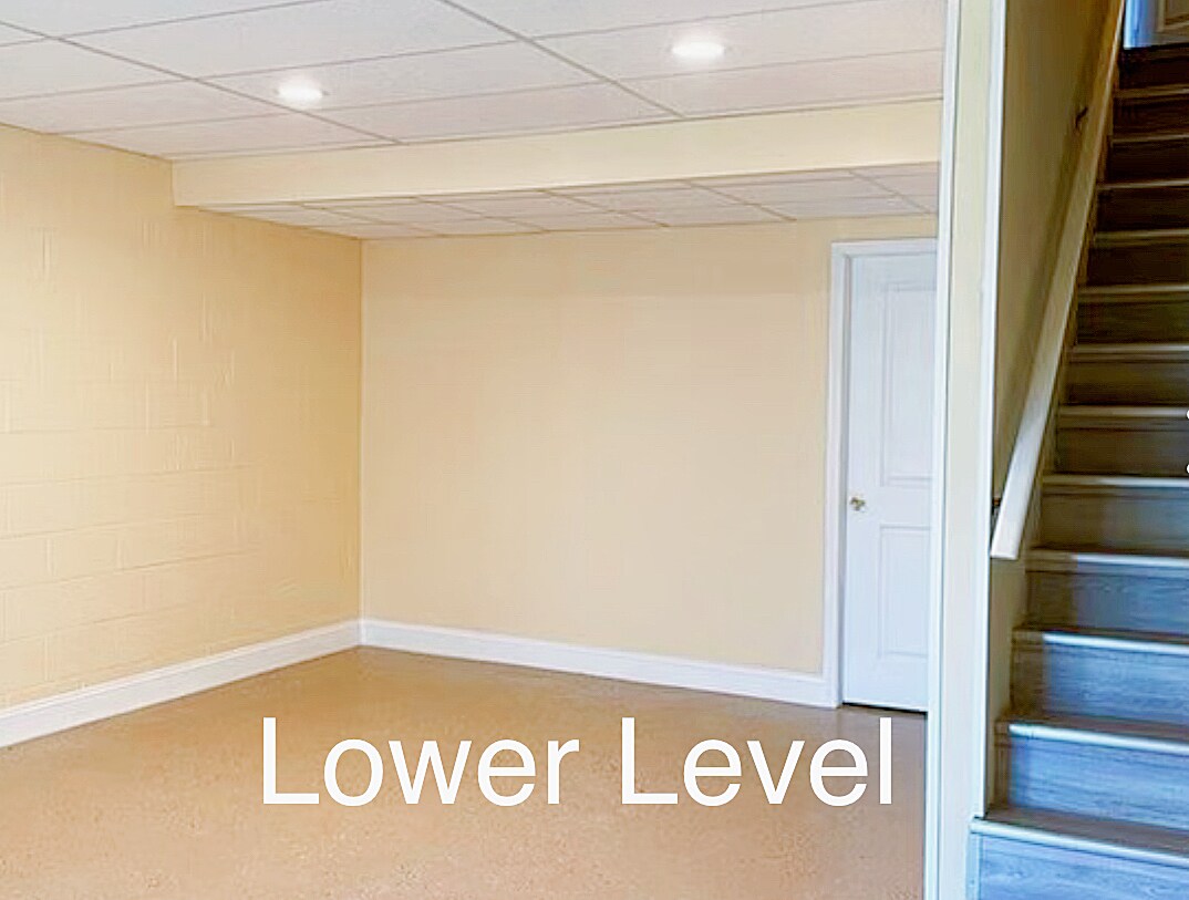 Terrace level(can be the 3rd bedroom) - 2493 Hidden Cove Ct