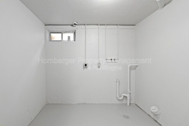 Building Photo - 3939 N Mayfair St