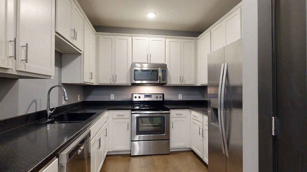 The Helen 617 S 31st St Omaha NE 68105 Apartment Finder