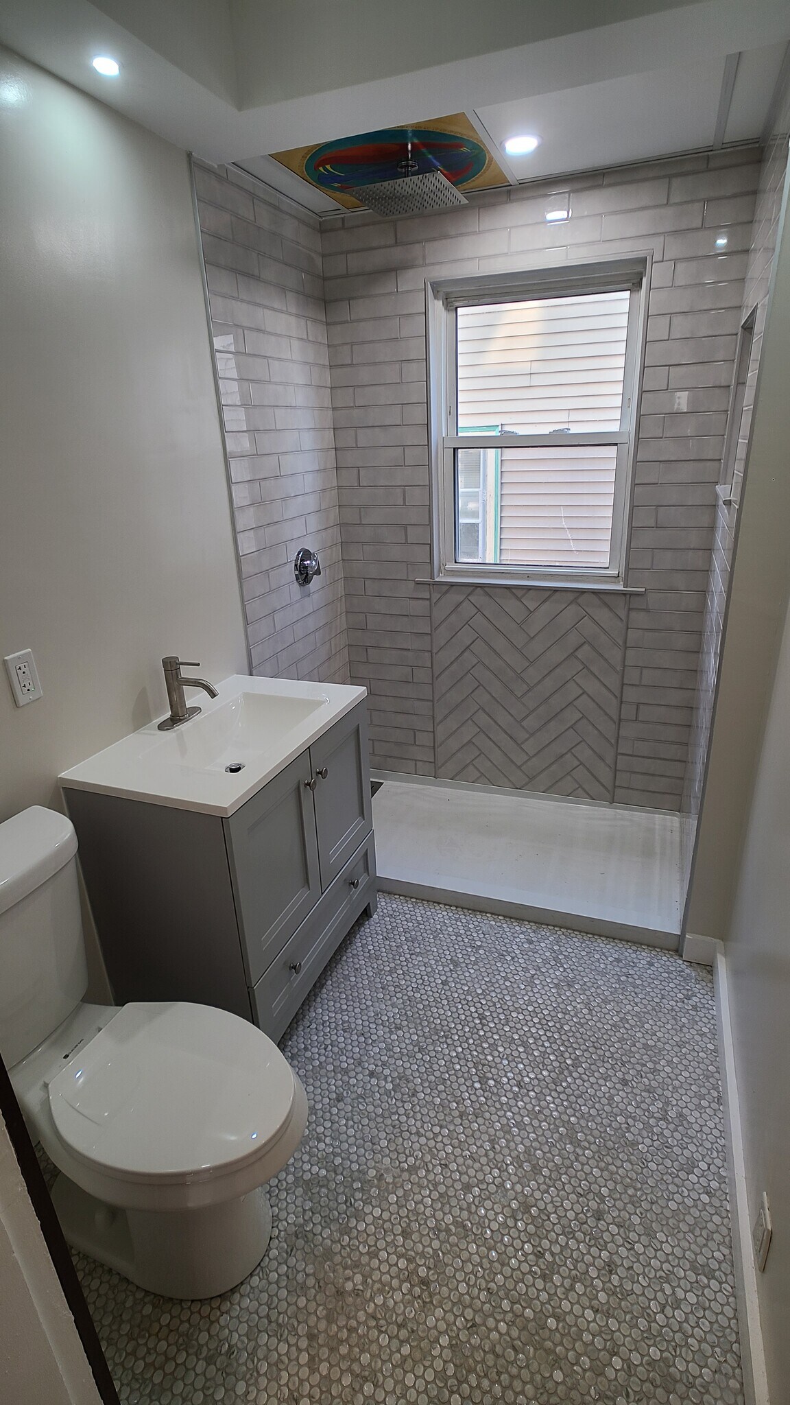 Building Photo - 41 Mendelssohn St