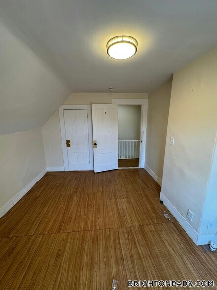 Building Photo - 42 Winship St