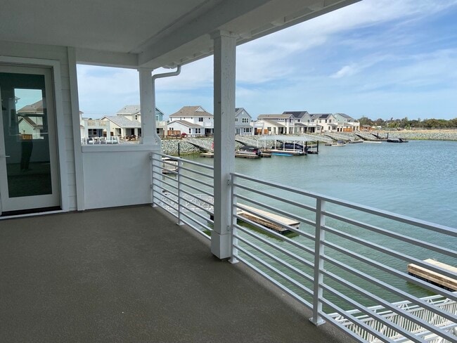 Building Photo - 23 Grey Whale Ct