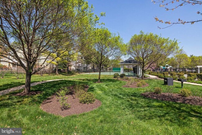 Building Photo - 6830 Hartzell Hill Ln