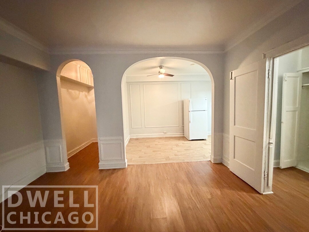 Building Photo - 2325 N Commonwealth Ave