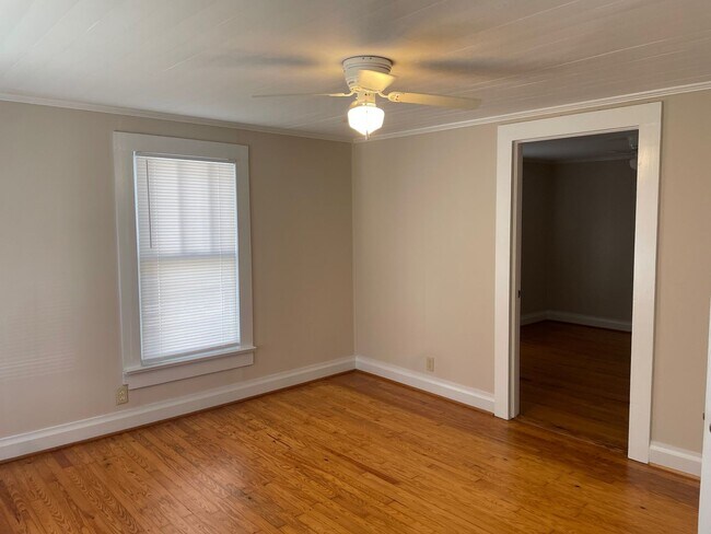 Building Photo - Very nice 3 or 4 bedroom, 2 bath home located in Franklinville- $1475 Month, $1475 Deposit!!