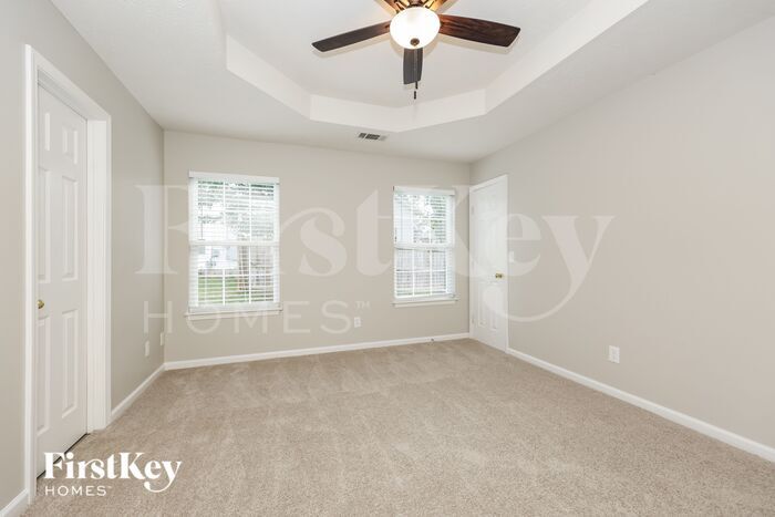 Building Photo - 102 Mary Joe Martin Dr