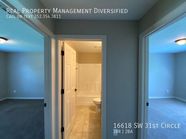 Building Photo - 16618 SW 31st Cir