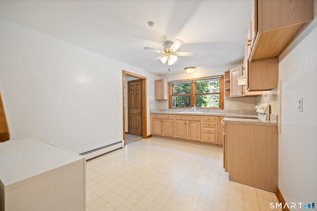 Building Photo - 7 Stephens Ct